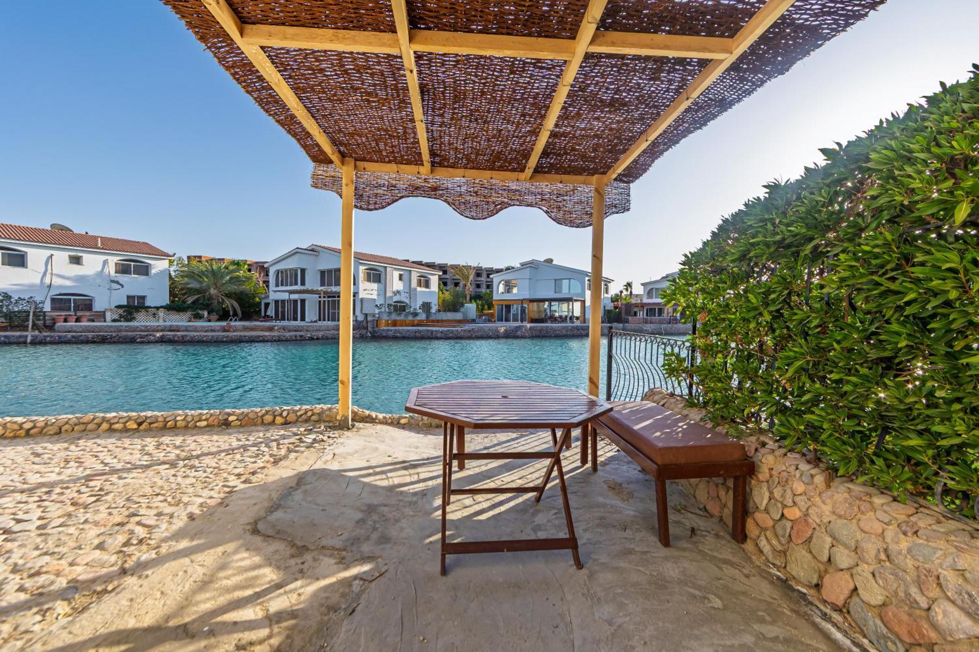 Aden Beach - Sea View Room With Beach Access In Villa Hurghada Eksteriør billede